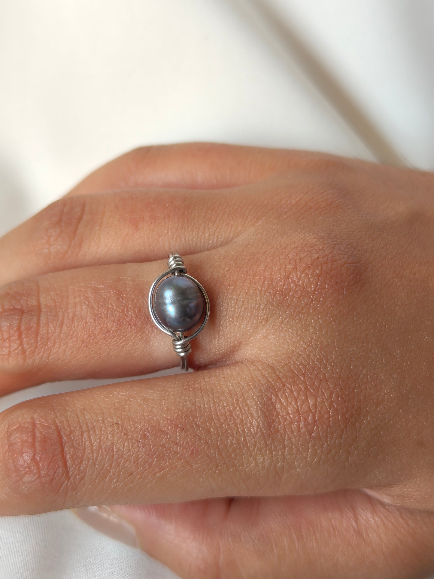 Timeless Elegance – Pearl Wire-Wrapped Ring