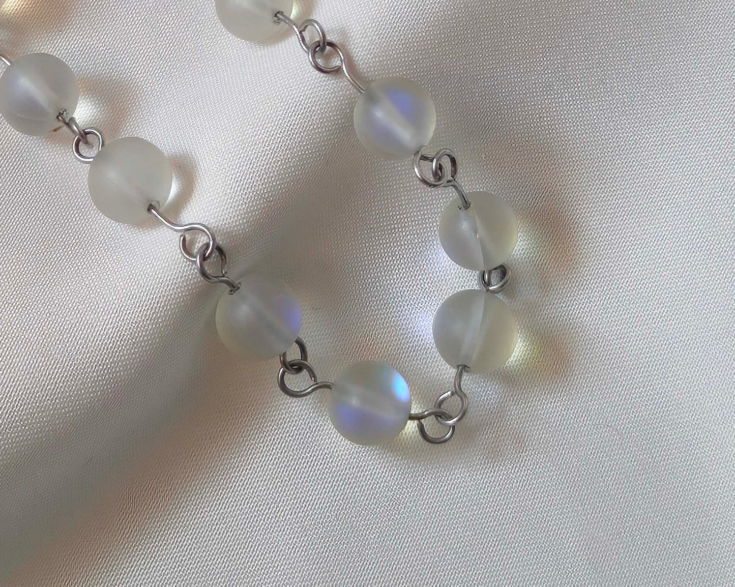 Lumina Glow – White Flash Glass Bead Linked Bracelet